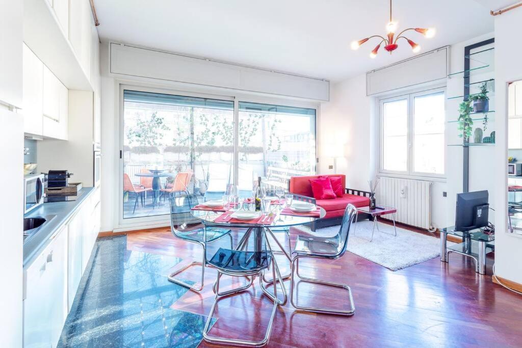 Duomo 10 Min Luxury • Terrazzo • Wi-Fi • Netflix Daire Milano Dış mekan fotoğraf
