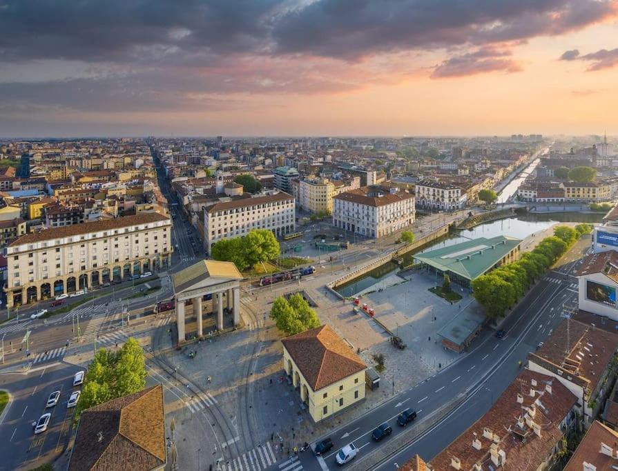 Duomo 10 Min Luxury • Terrazzo • Wi-Fi • Netflix Daire Milano Dış mekan fotoğraf